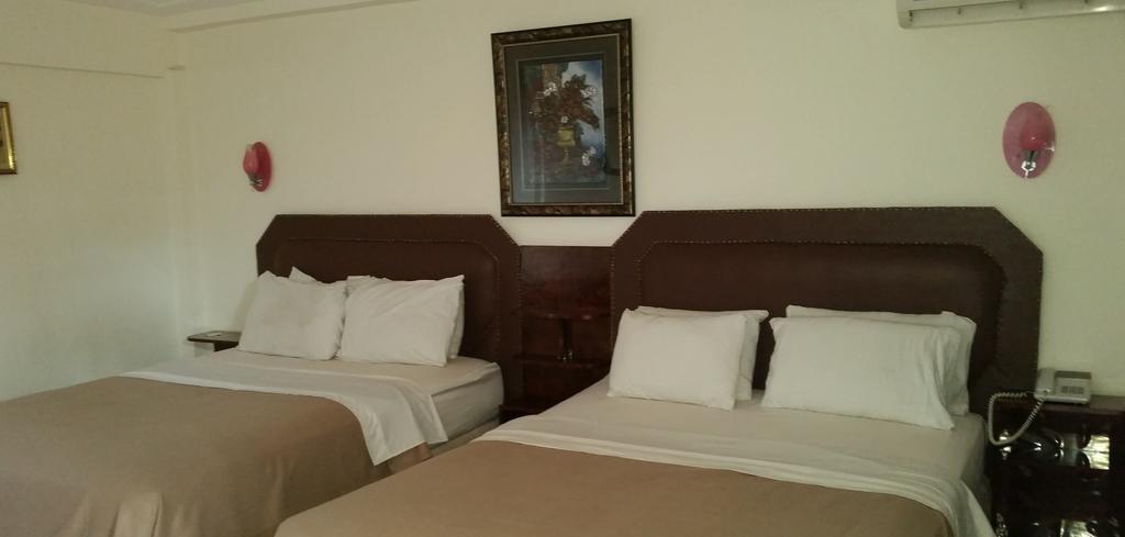 Zambezi Inn Hotel Conakry Rum bild