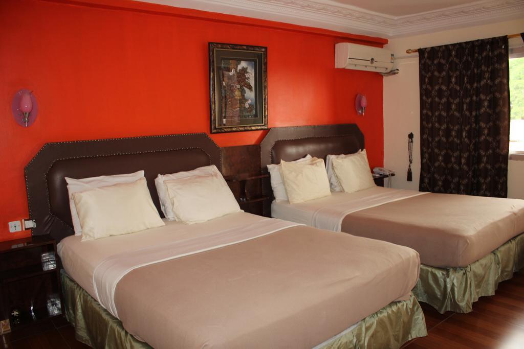 Zambezi Inn Hotel Conakry Exteriör bild